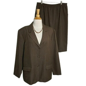 Alfred Dunner 16 plus-size brown polyester grannycore blazer & skirt suit‎